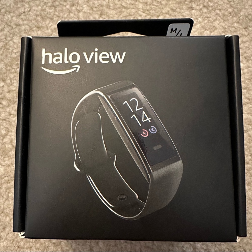 NIB Amazon Halo View Fitness Tracker, Color Display, Size M/L